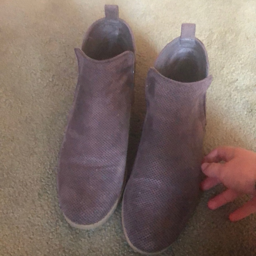 Booties! - Picture 2 of 4